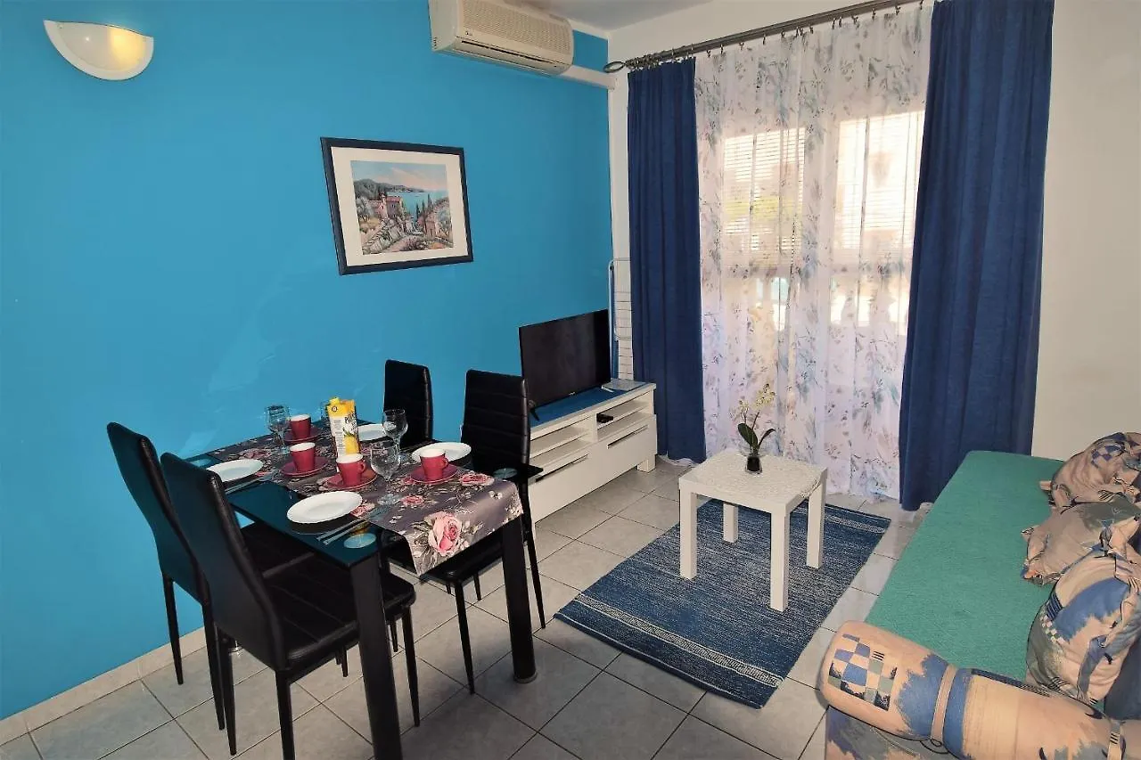 Guesthouse Zagora Pula 3*,  Croatia
